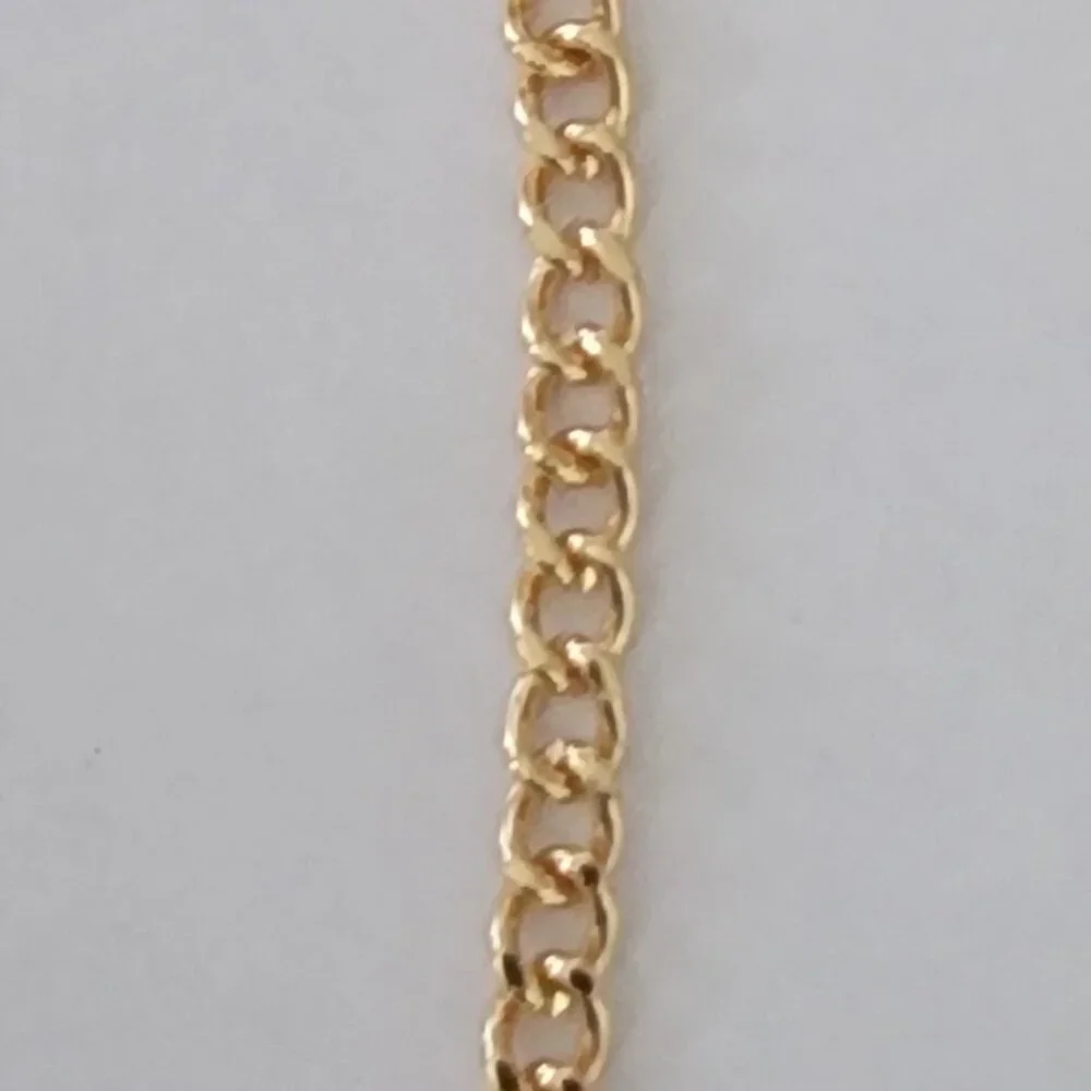 Attic Salt Gold Chain with Lips Parted Charm Pendant - Picture 6 of 8